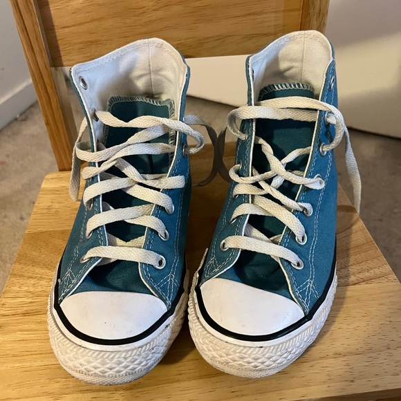 high top converse - Picture 2 of 3